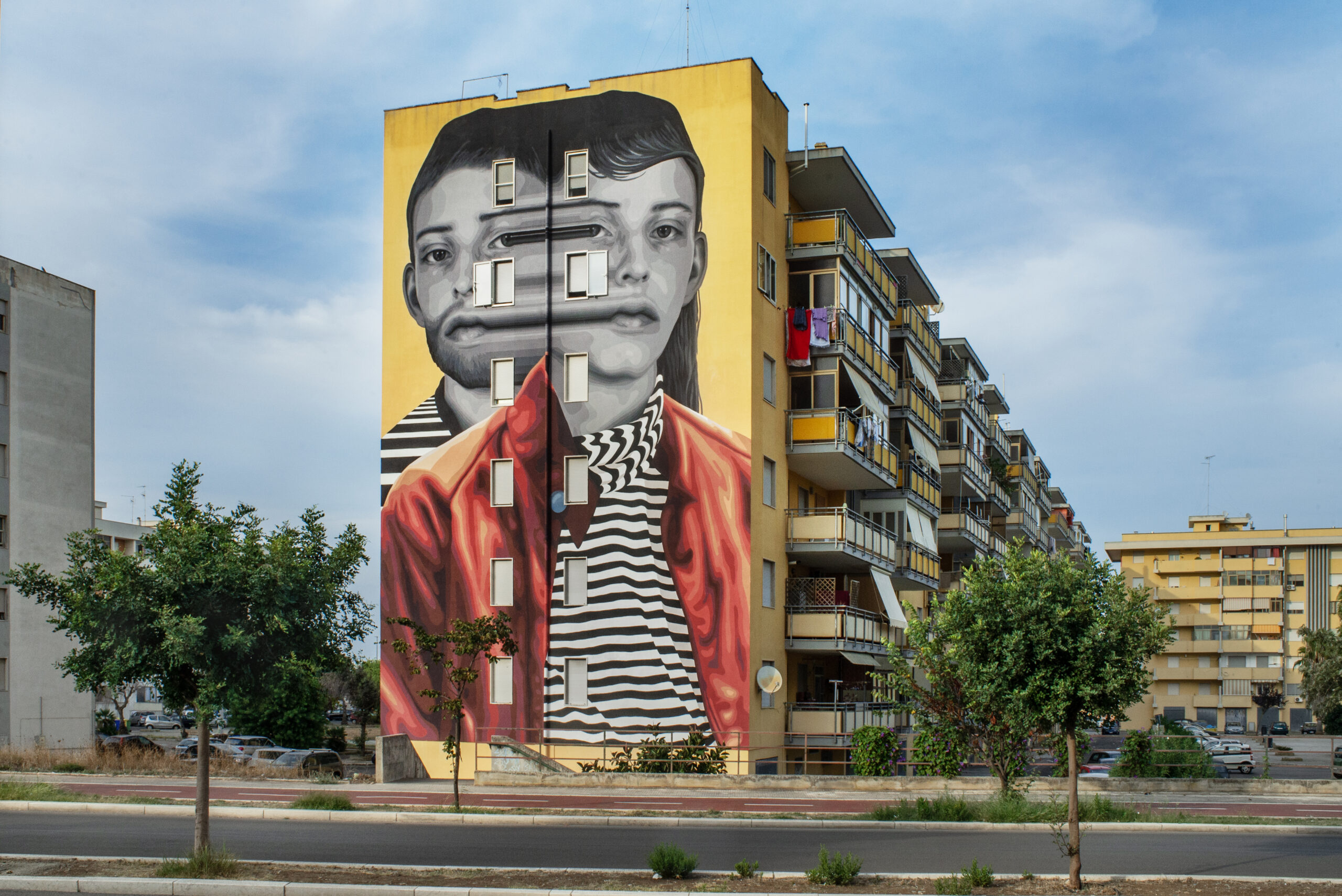 La grande arte urbana internazionale torna a colorare i muri della zona 167B a Lecce.